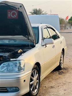 تۆیۆتا کراون